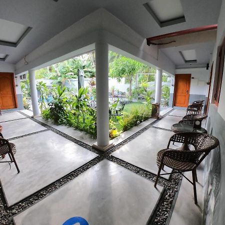 Tiger Shark Residence & Dive Fuvahmulah Bagian luar foto