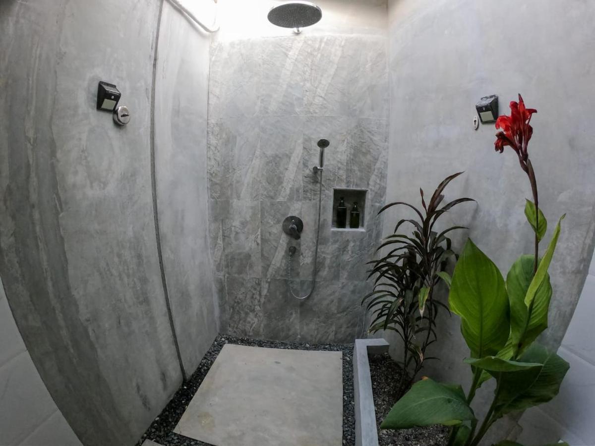 Tiger Shark Residence & Dive Fuvahmulah Bagian luar foto