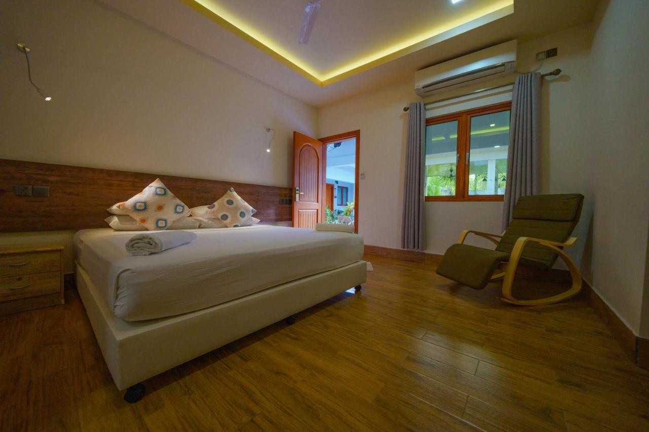 Tiger Shark Residence & Dive Fuvahmulah Bagian luar foto